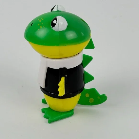 Ryans World Gus the Gummy Gator Figure Green Yellow Black Jacket Scarf Toy - Picture 4 of 5